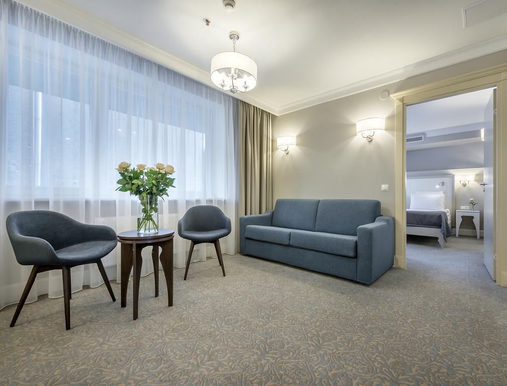 Ratonda Centrum Hotels Vilnius Ngoại thất bức ảnh